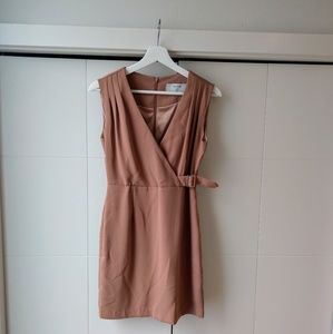 V-Neck Nude Pink Short Dress